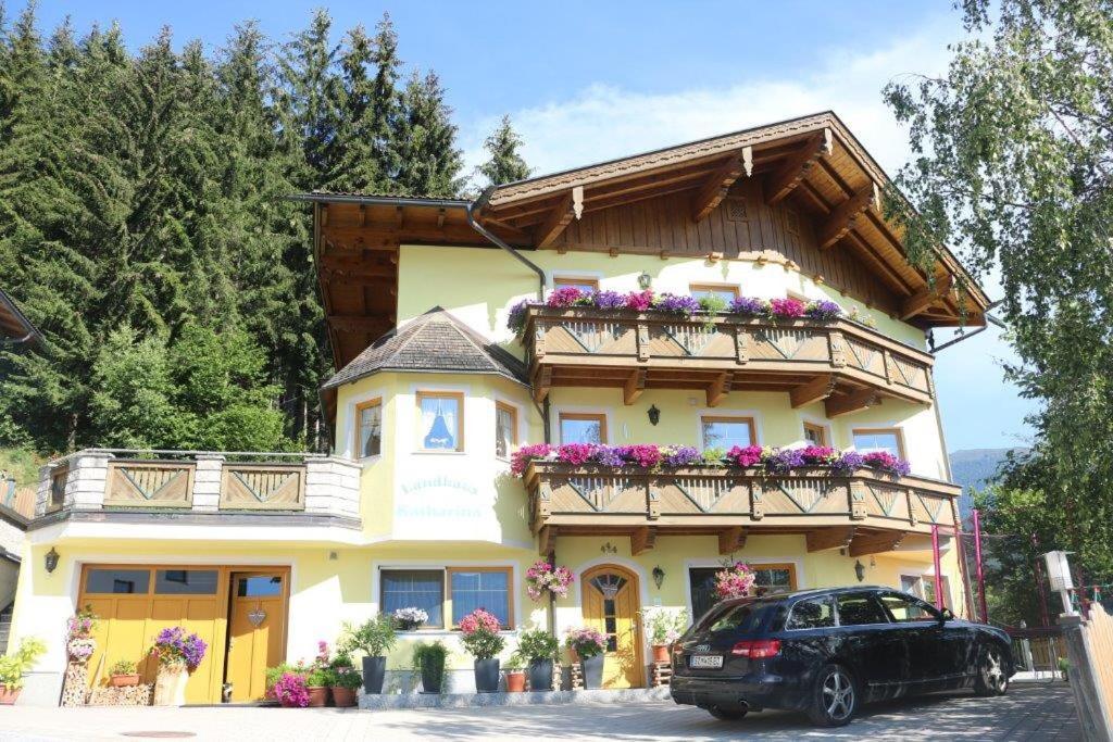 Landhaus Katharina Bis 12 Personen Mit Saunachalet Und Blick Auf Die Bergwelt Des Zillertals Hippach Esterno foto